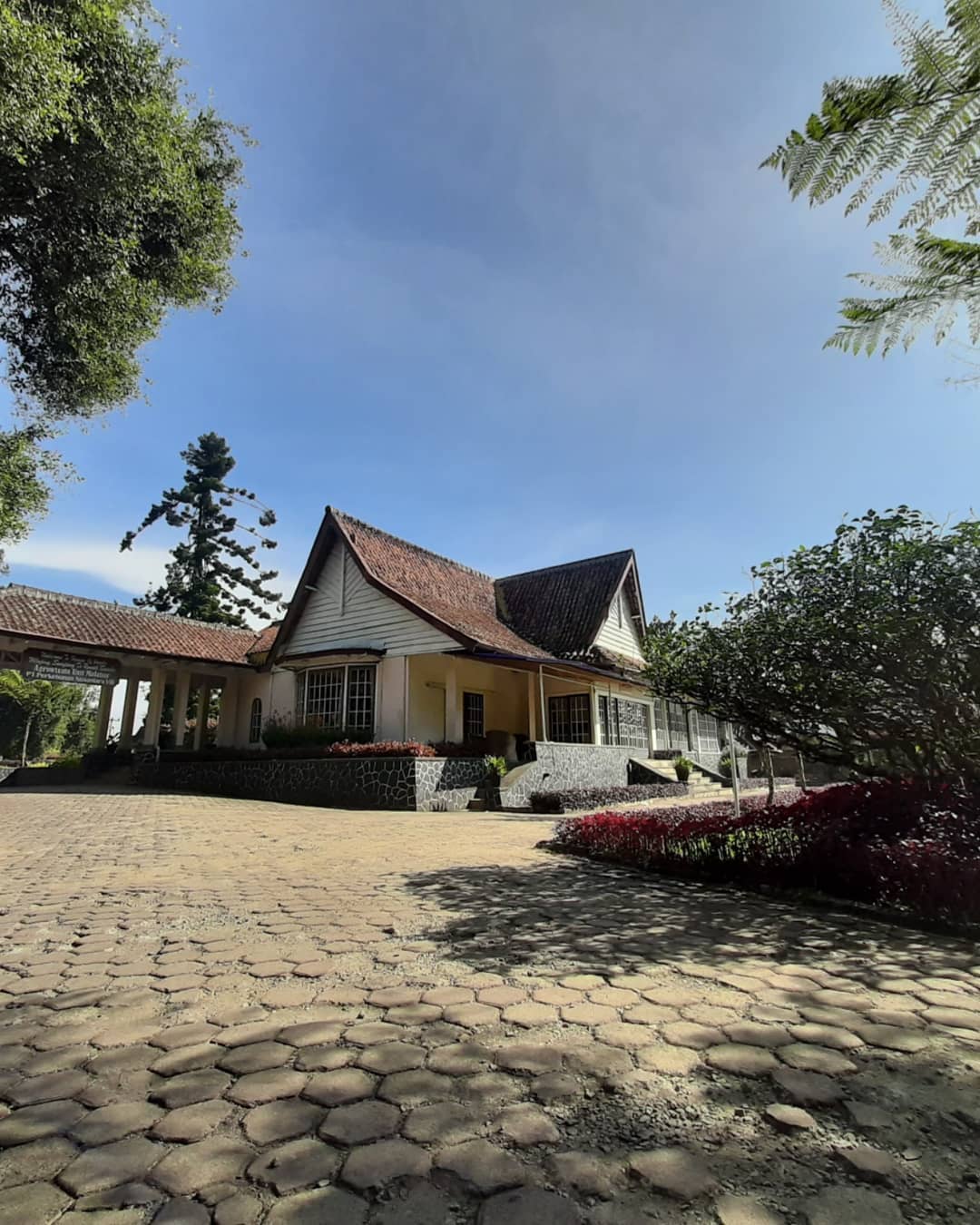 Heritage Bosscha Malabar 2